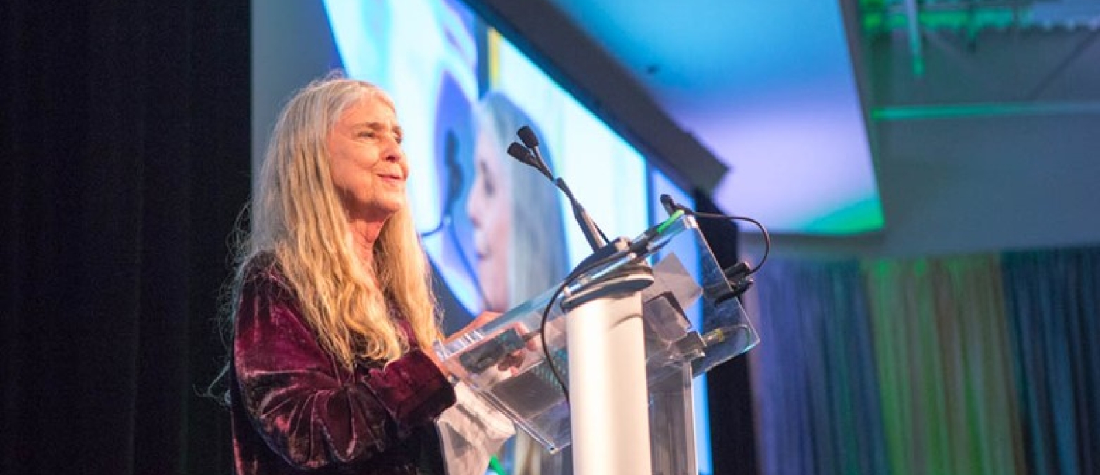 Margaret Hamilton accepts Fellow award in 2017