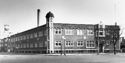 Barta Building, home of the Servomechanisms Laboratory. Photo: MIT Museum