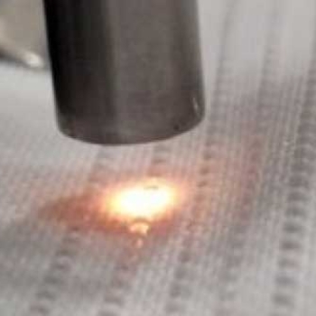 A tool used to measure near-infrared spectral response of the photonic fiber