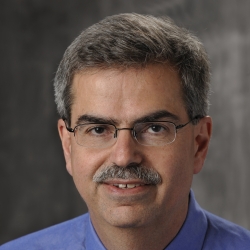 a formal portrait of Thomas Quatieri 